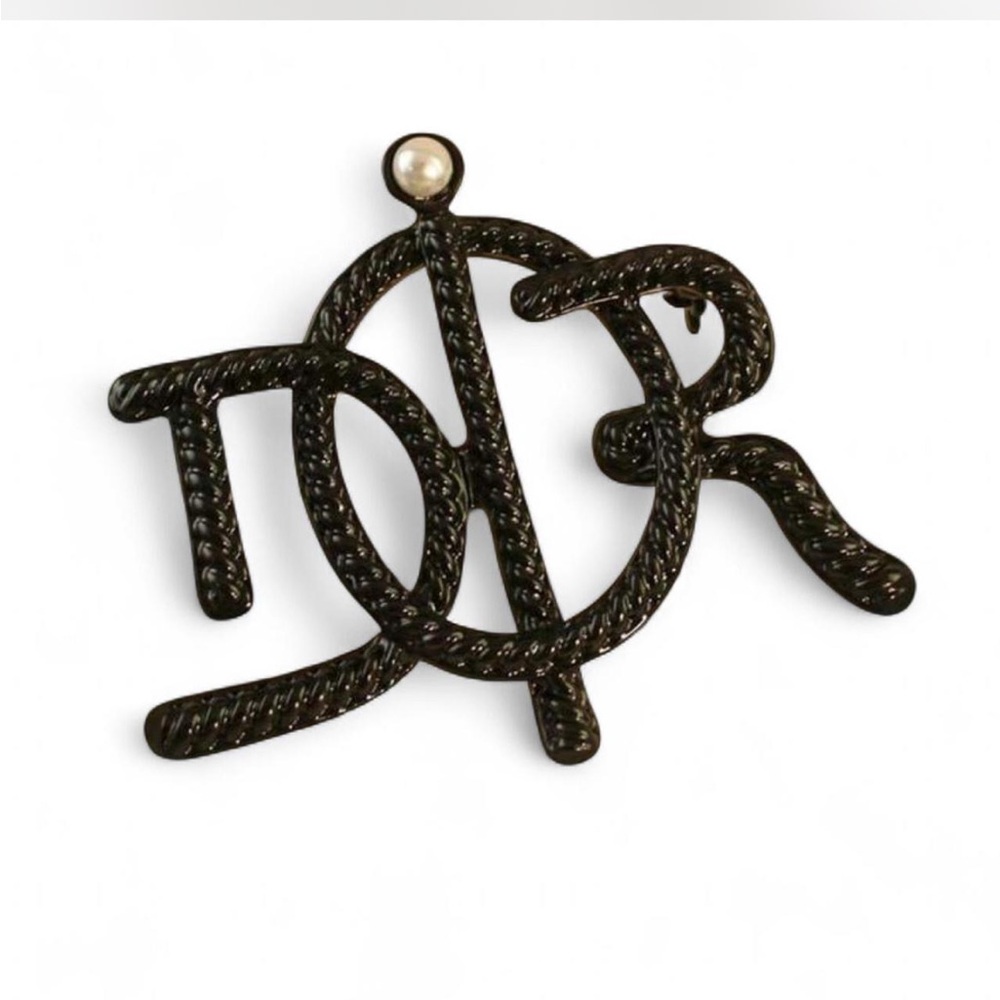Fashion Jewelry Black Brooch with Pearl Accent